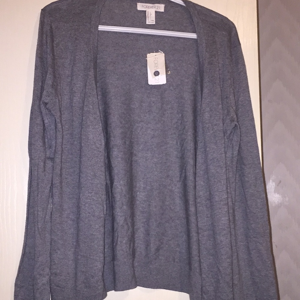 NEW WITH TAGS Forever 21 large cardigan 